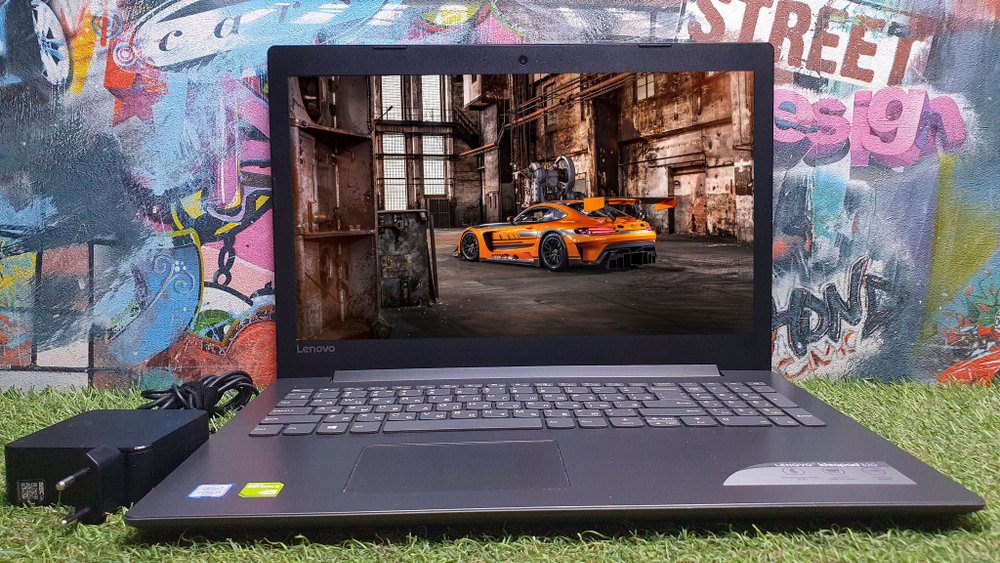 Ноутбук Lenovo i3-6/6Gb/FHD