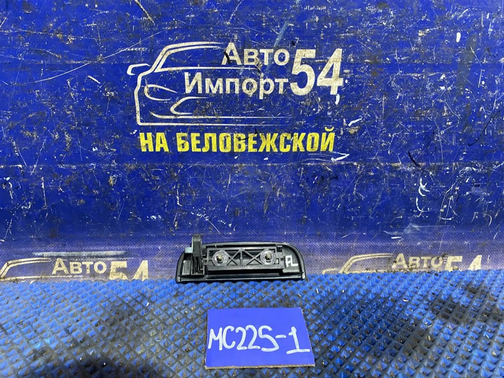 Ручка двери передней левой внешняя SUZUKI WAGON R 2003