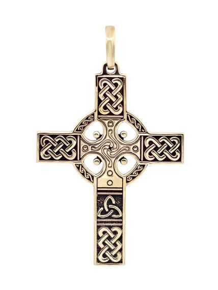 Фотография кельтского креста из бронзы, вид с обратной стороны.