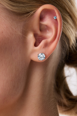 Серьги пусеты Embrasse Aquamarine 8 мм