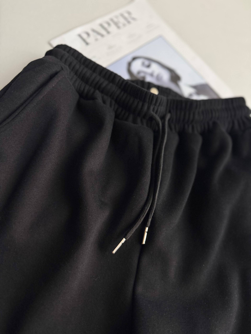 Костюм жен. 9492 чер.