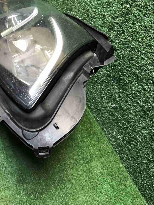 Фара правая Mercedes E W213 (2016-2021) LED