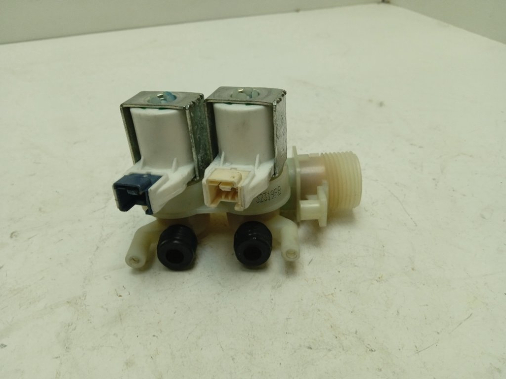 IWSD51051 кт129 Клапан подачи воды для стиральной машины Indesit IWSD51051 б/у