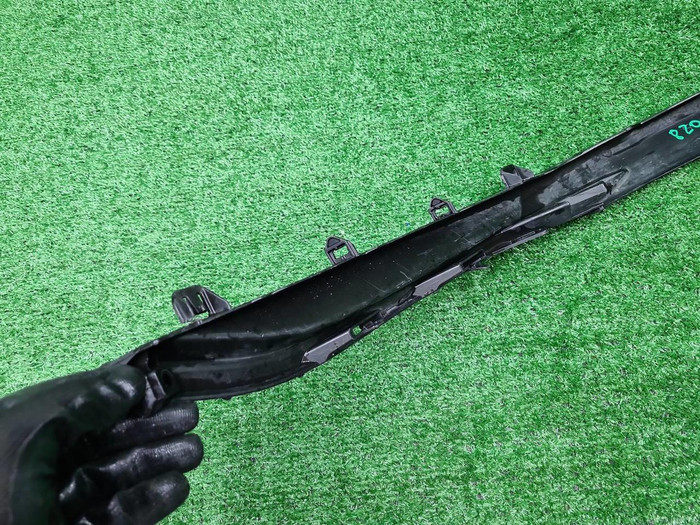 Накладка переднего бампера правая Lexus RX 4 19-22