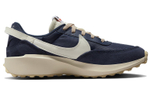 Кроссовки Nike Waffle Debut