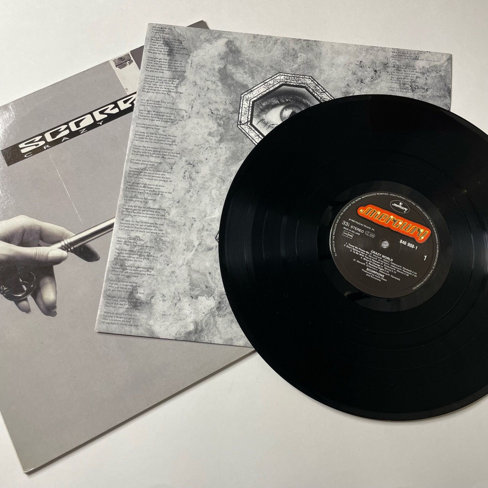 Винтажная виниловая пластинка LP Scorpions Crazy World (Holland 1990)
