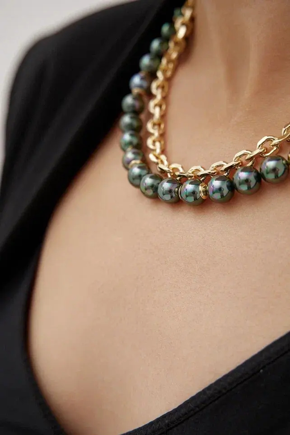 Колье Твин 2 ряда темно-зеленый жемчуг Майорка и цепь ролло, оттенок золото