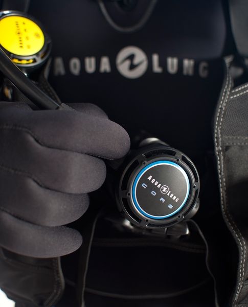 Aqua Lung Core