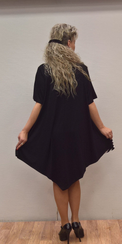 Черная туника с "губками" под эко-кожу с молнией