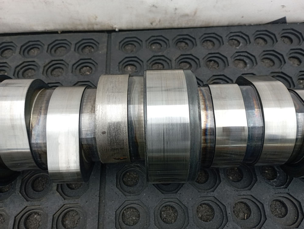 Распредвал (под шлифовку)