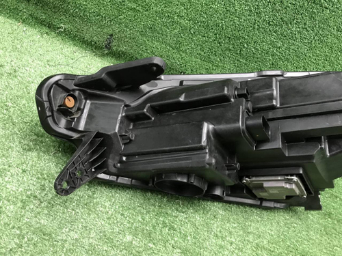 Фара правая Chery Tiggo 7 Pro (2020-н.в.) LED