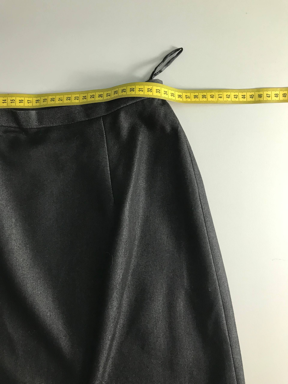 Юбка для делового образа, визуально на 44 размер