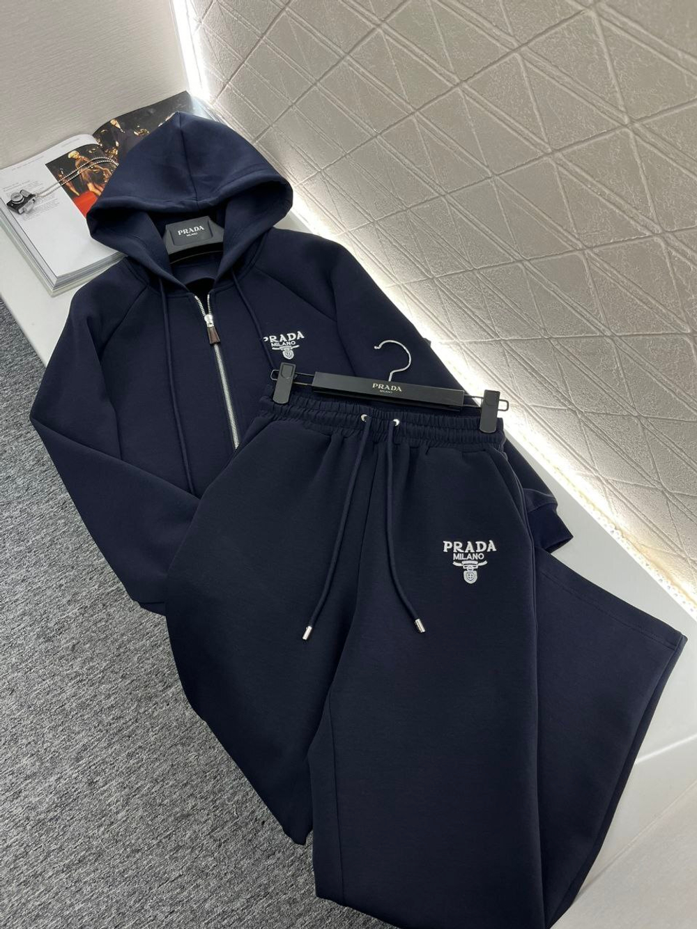 Костюм Prada