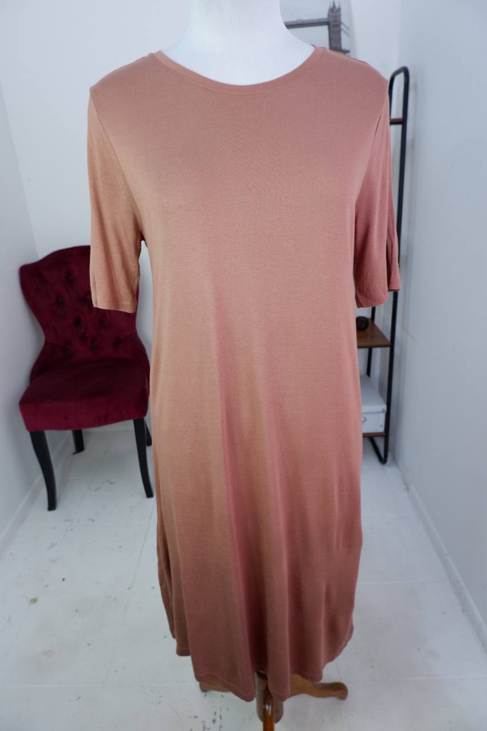 Платье H&M лаконичное, маркировка М, на 46 размер