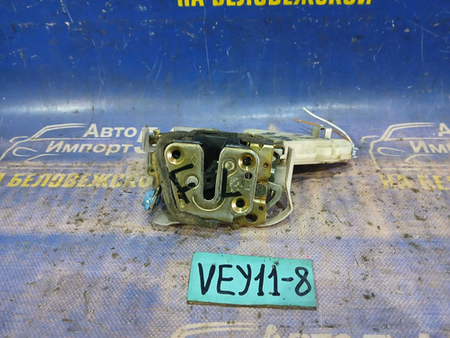 Замок двери передней левой NISSAN AD 2001