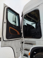Shacman (Shaanxi) SX* 4x2 Седельный тягач SX4188YY381 (Дизельный, 12,5 л, 480 л.с., АТ)