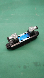 Клапан Yuciyuken DG4V-3-2C-M-KU4-H-7-50-JA17