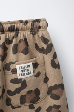 ZARA ШОРТЫ С АНИМАЛИСТИЧНЫМ ПРИНТОМ, КОРИЧНЕВЫЙ