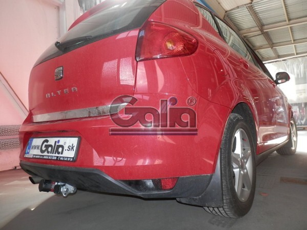 Фаркоп оцинкованный Galia S074A для SEAT Altea 2004-2015, SEAT Leon 2005-2013(паспорт и сертификат в комплекте)(без электрики)