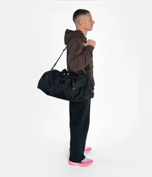 Поясные сумки через плечо: удобство и стиль весеннего сезона