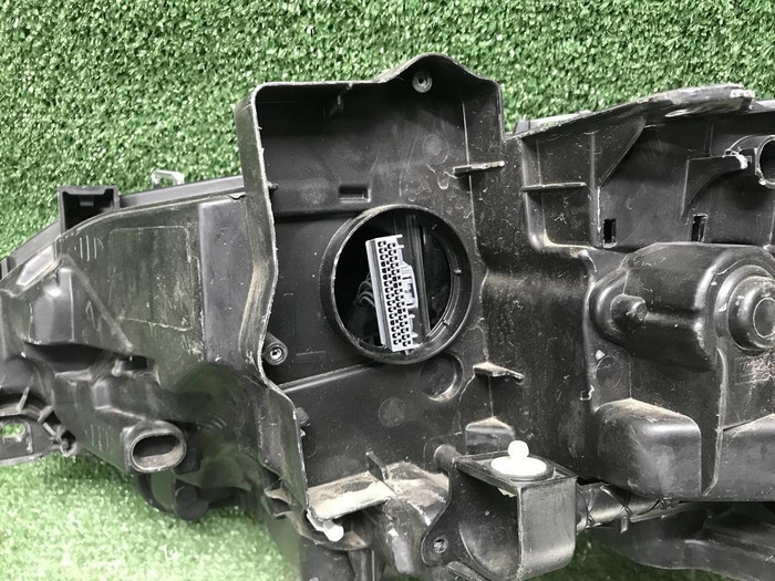 Фара правая Volvo V90 2 (2016-2020) Full LED