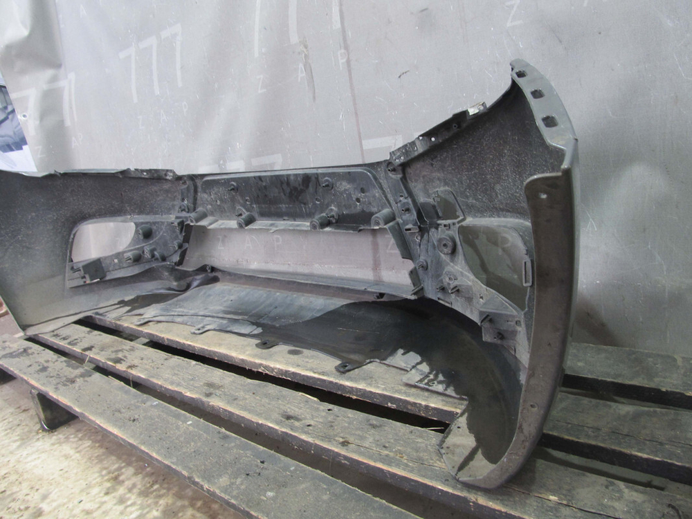 Бампер передний LADA Vesta 15-нв Б/У Оригинал 8450006666