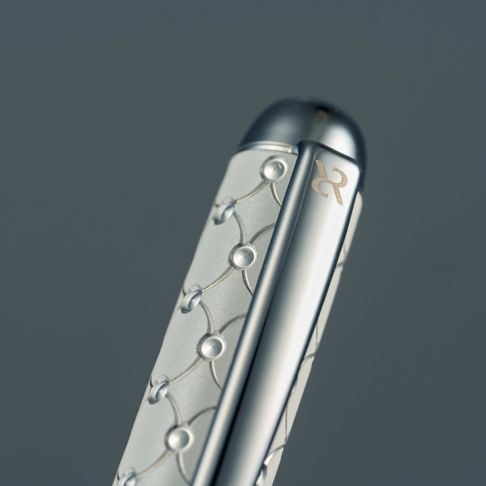 Rapide Faber White – “Chrome”