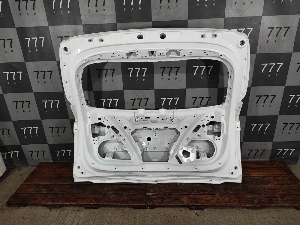 Крышка багажника Geely Coolray 23-нв Б/У Оригинал 5062050200C15