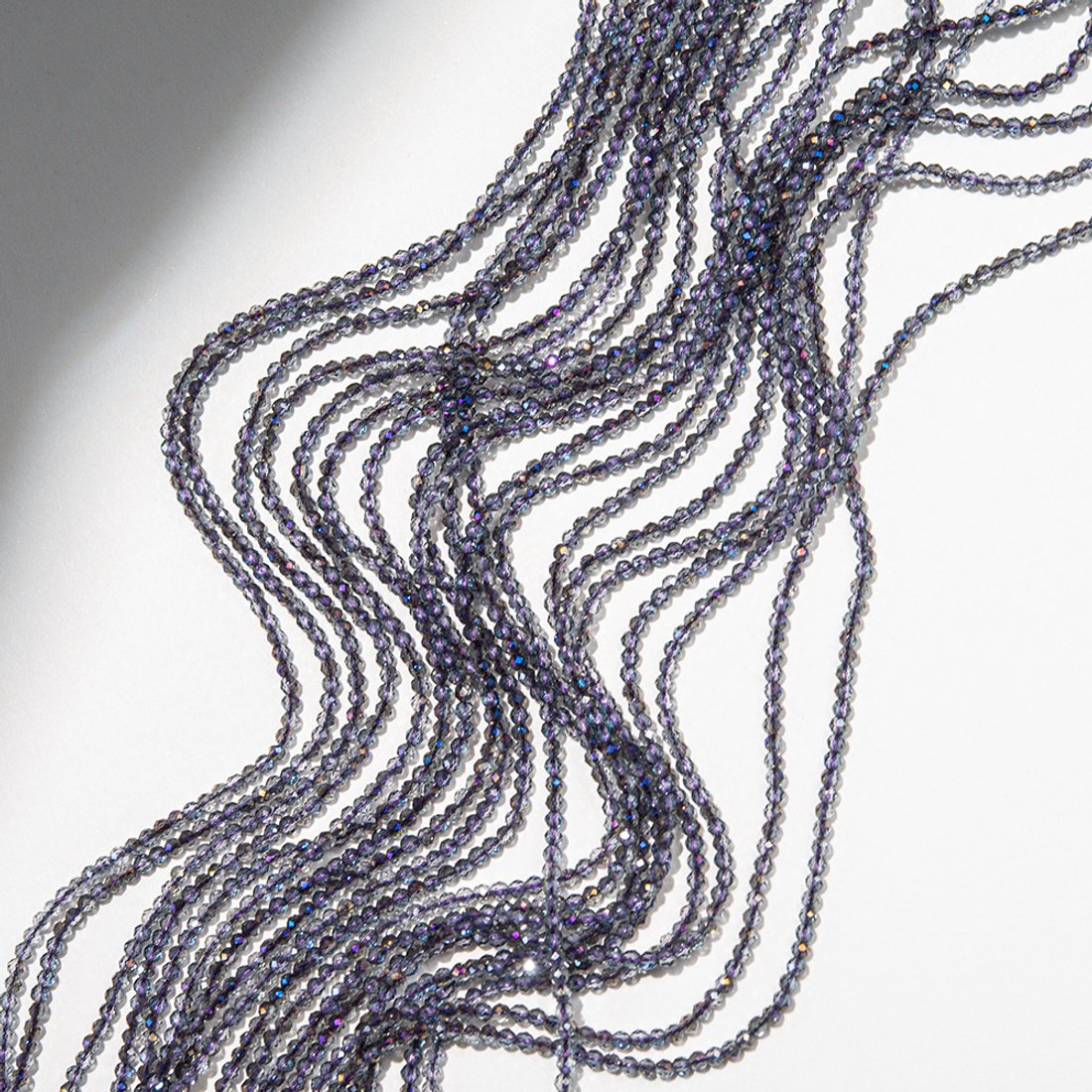 Аметистовая шпинель синтетическая с эффектом нанесения потали, 2мм, шар, микроогранка