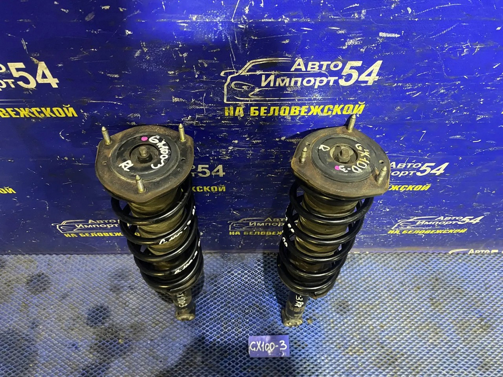 Стойка задняя левая TOYOTA MARK 2 1999