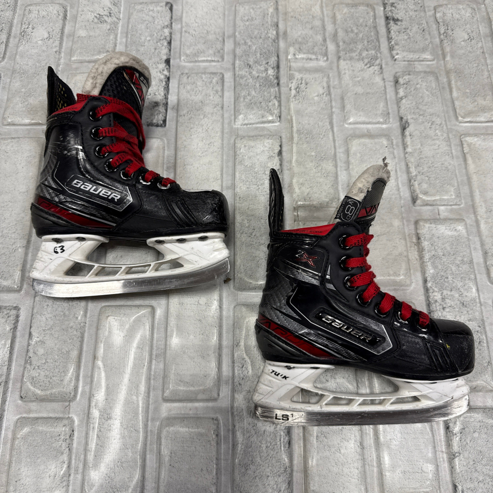 Bauer vapor 2x YTH 8D (EUR 26)