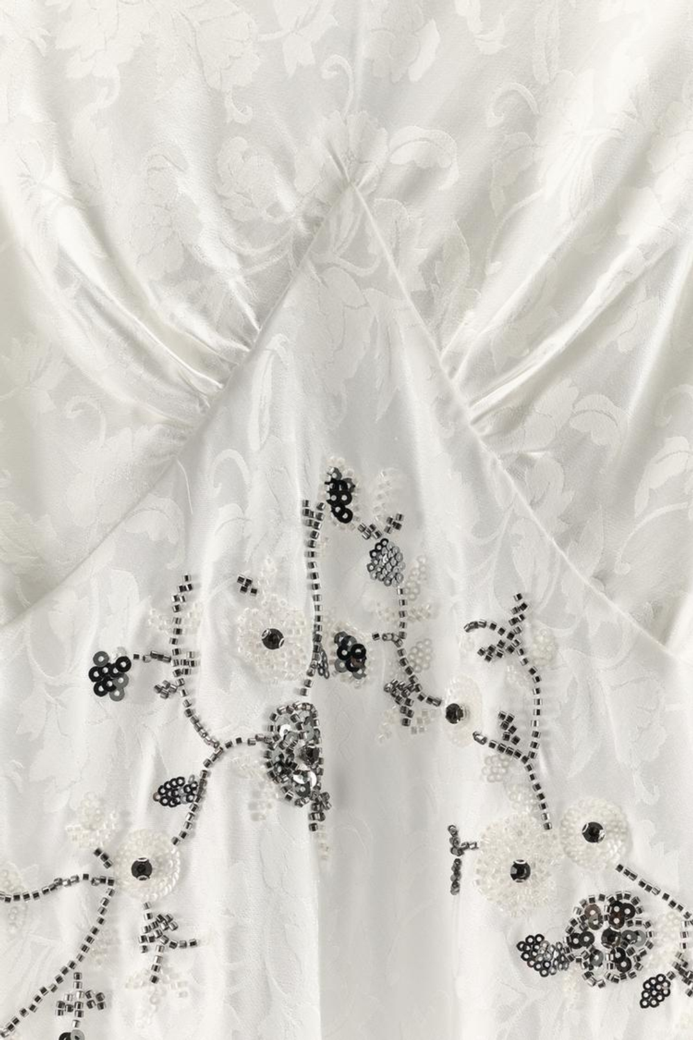 ZARA ЖАККАРДОВОЕ ПЛАТЬЕ С БУСИНАМИ И ПАЙЕТКАМИ, ЭКРЮ