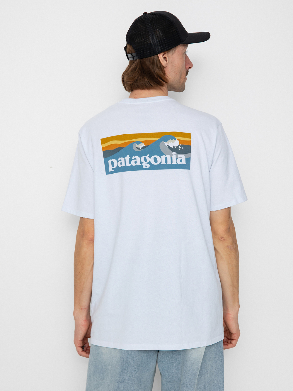 Футболка Patagonia Boardshort Logo Pocket Responsibili белая