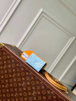 Louis Vuitton Slim Card Holder