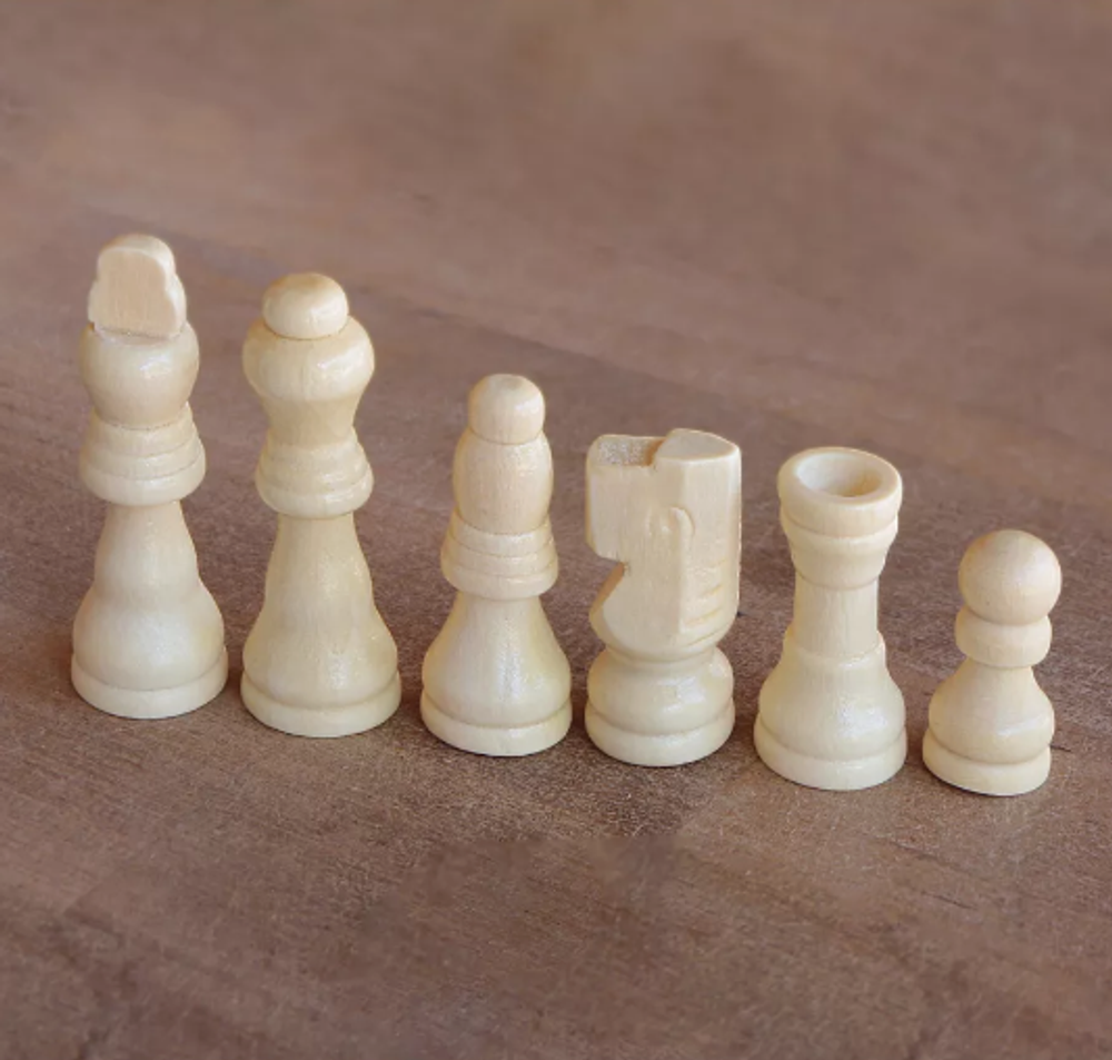 Фигуры шахматные