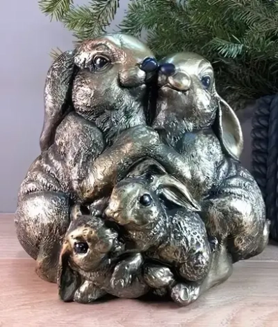 Копилка из гипса «Семья зайчиков» 29*25см (античное золото)