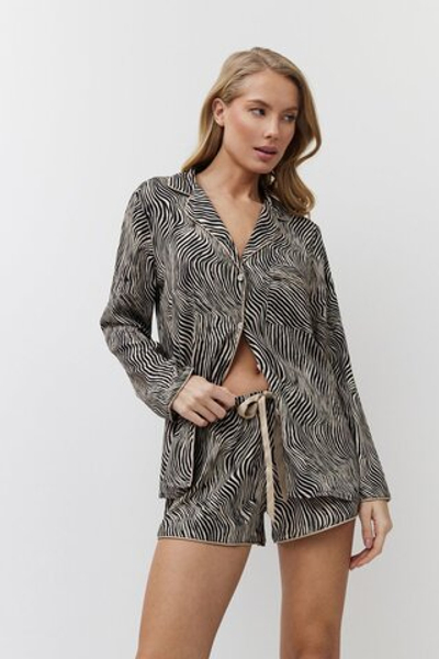 LINNA Пижама женская с шортами