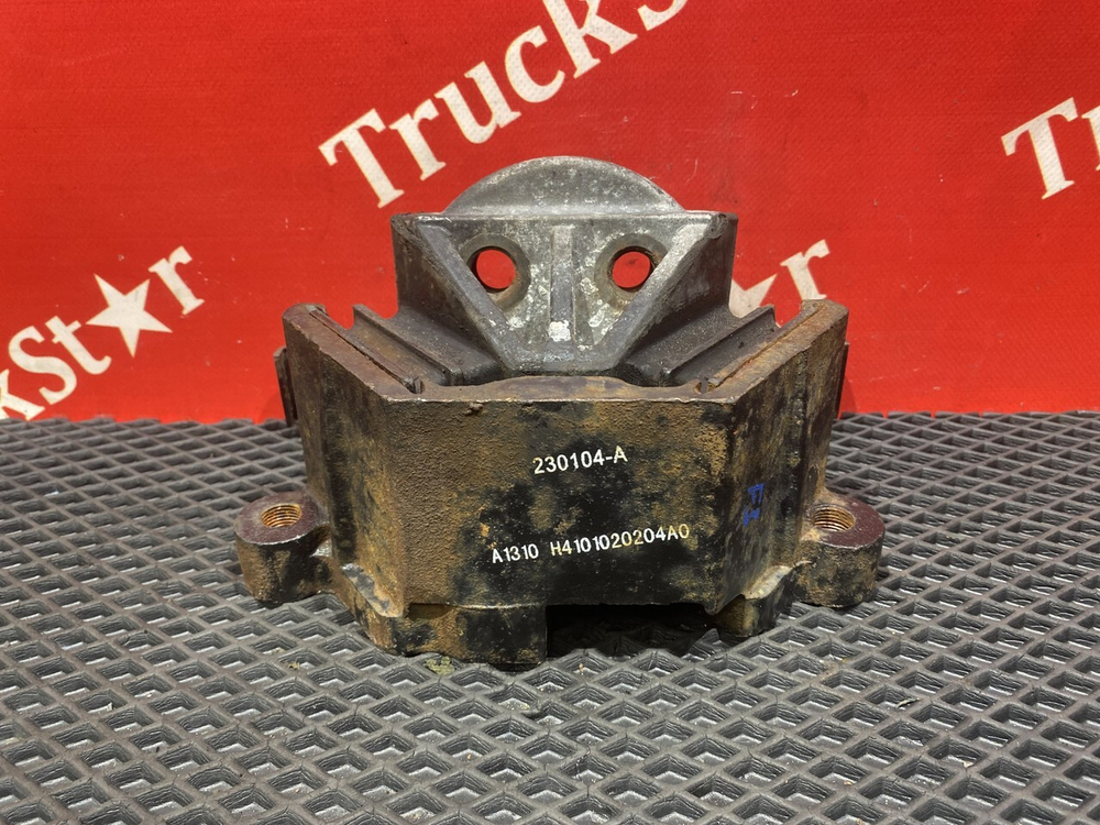 Подушка двигателя передняя 2023г.