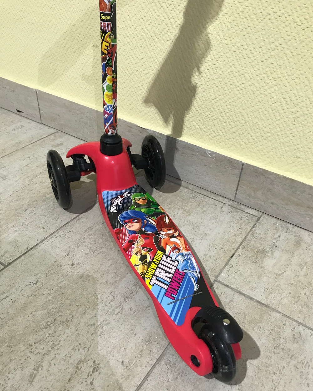 Самокат трехколесный кикборд, Ледибаг и Супер кот кол. pu 120 и 80мм, свет, рег.рул. cтойка S00022-L