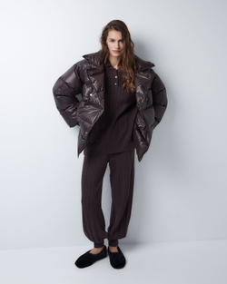 Пуховик двубортный укороченный темный шоколад