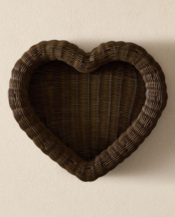 ZARA HOME НОВОГОДНИЙ ПОДНОС ИЗ РОТАНГА В ФОРМЕ СЕРДЕЧКА, КОРИЧНЕВЫЙ