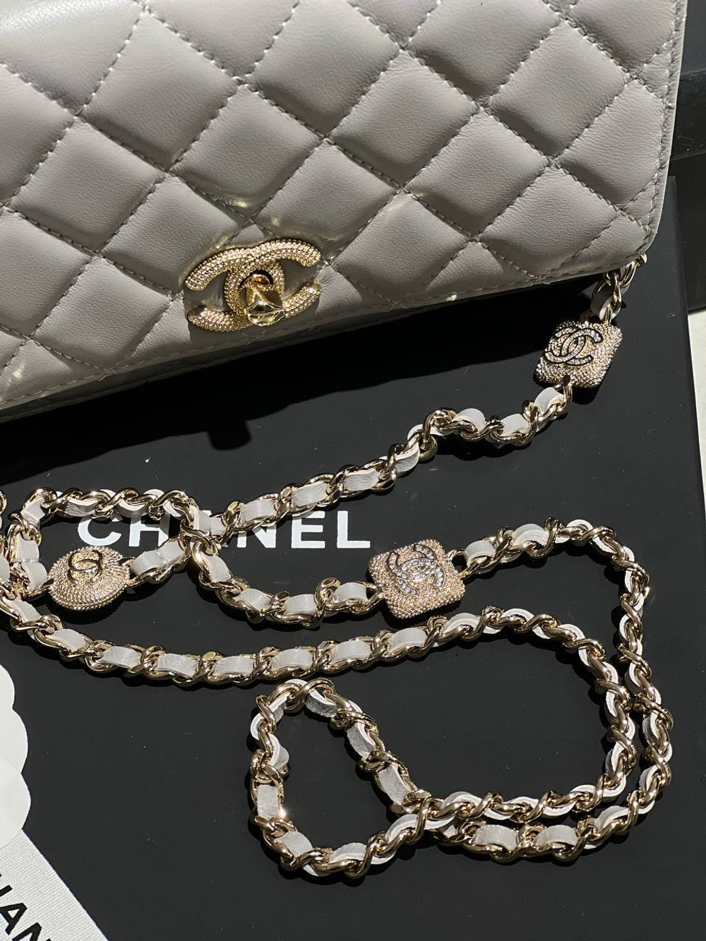 Сумка CHANEL