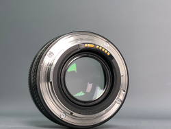 Canon EF 50 mm f/1.4 USM
