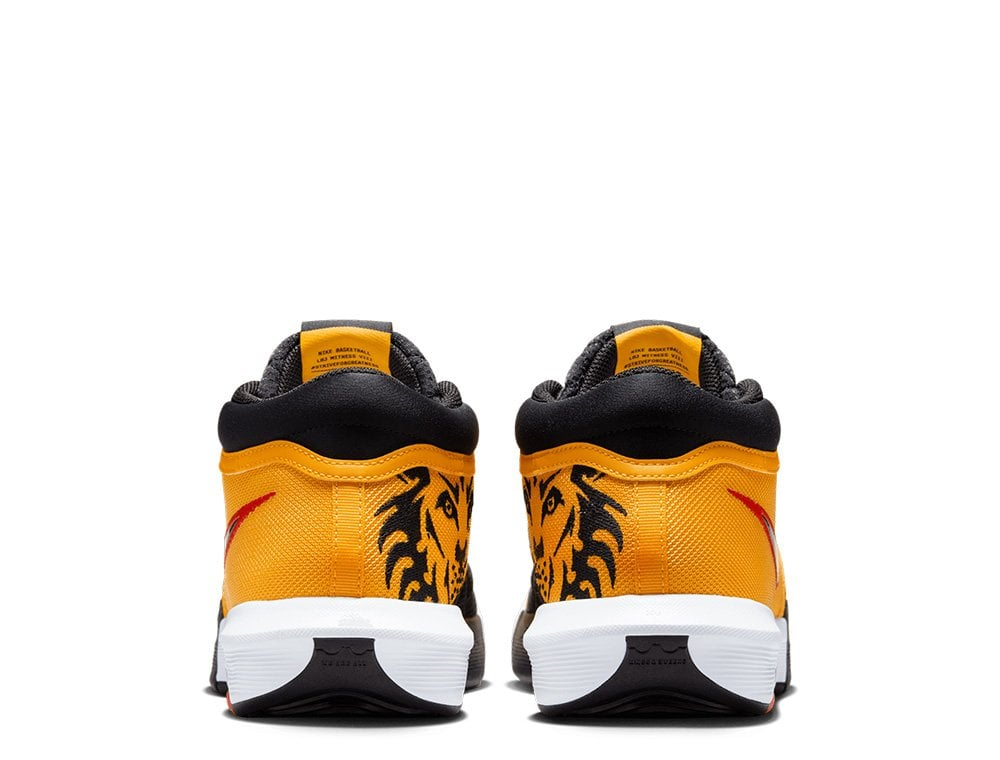 Баскетбольные кроссовки Nike LeBron Witness 8