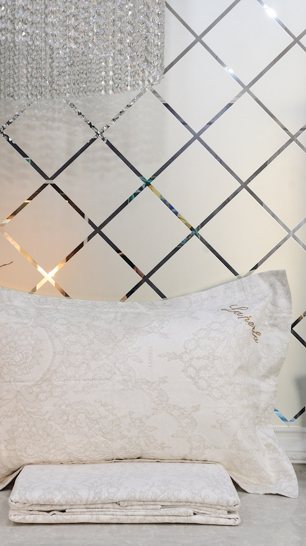 Постельное белье La Perla Lace с 4 наволочками (70х70; 50х70)