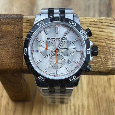 Часы Raymond Weil