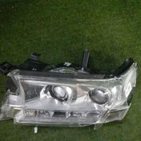 Битая Фара левая Toyota Land Cruiser 200 (2015-2021) LED