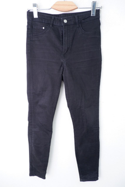 Джинсы базовые черные 44 размер