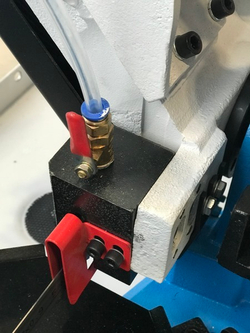 MetalTec BS 250 FH ручной ленточнопильный станок для резки металла