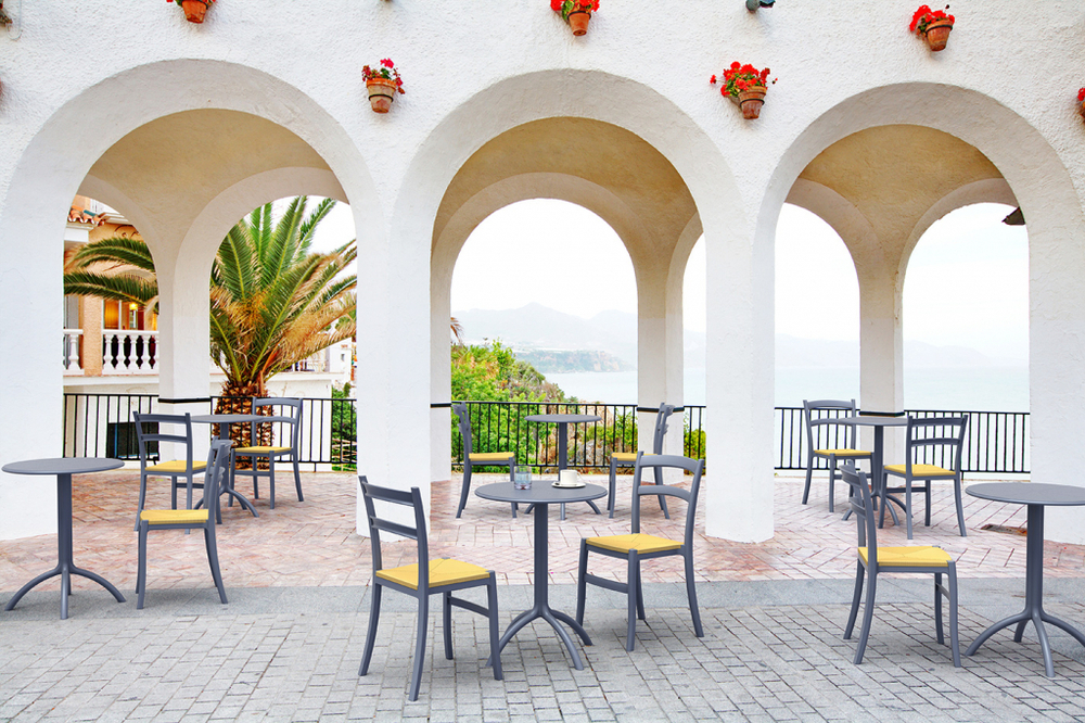 Стол пластиковый Octopus